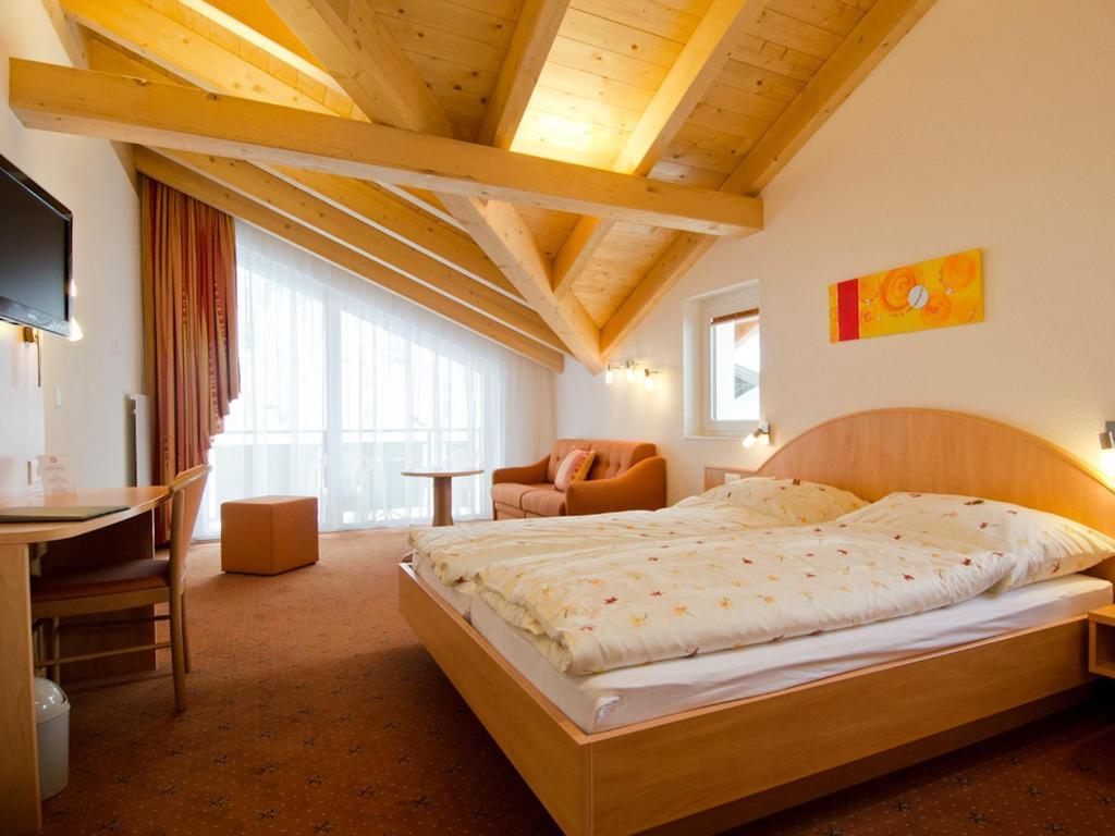 Hotel Monte-Moro Саас-Алмагел Стая снимка